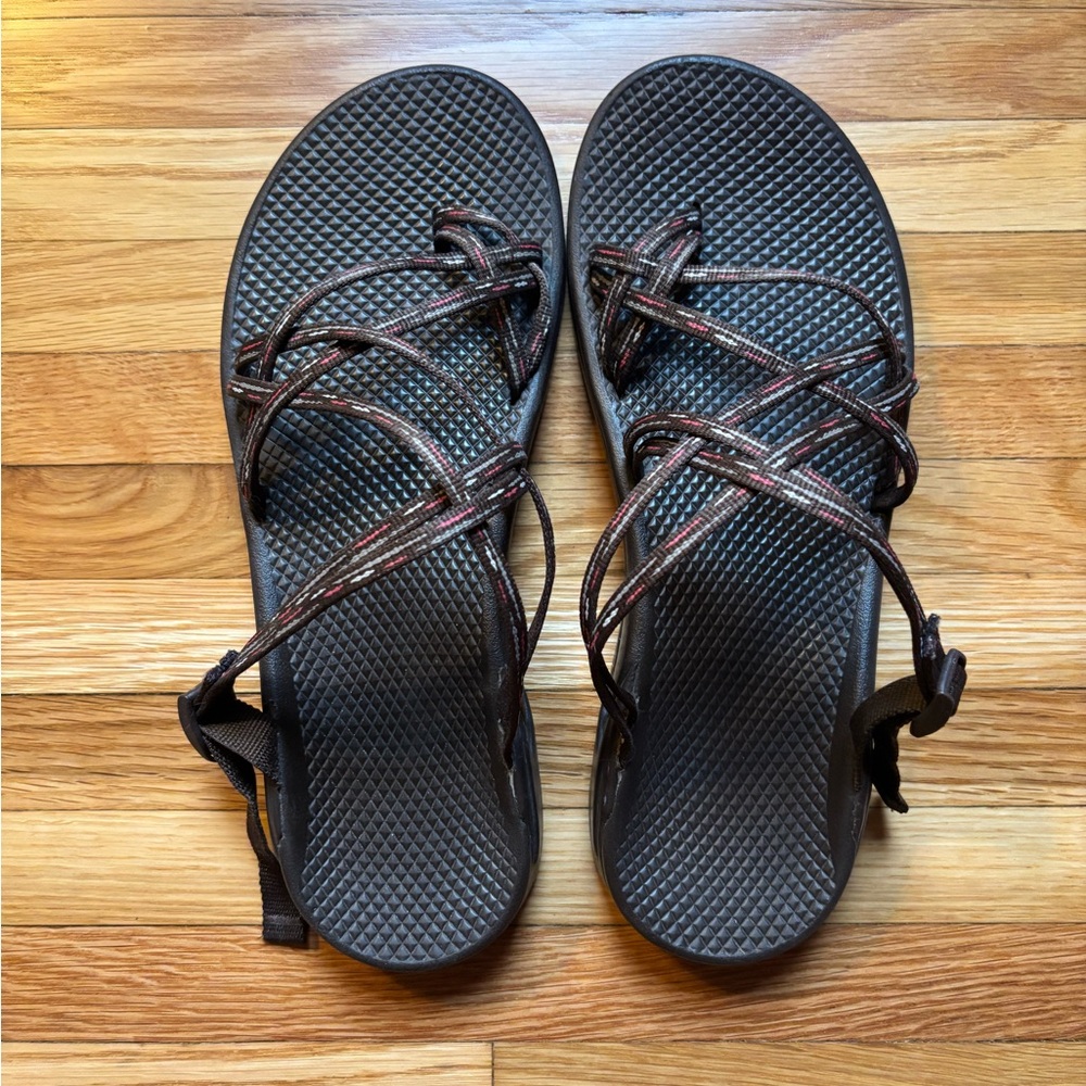 Chaco Womens Zong, size 11